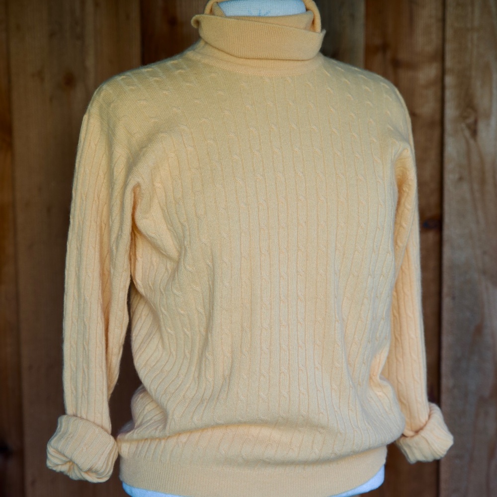 Clan Douglas 100% Cashmere Knit Turtleneck Sweater Made In Scotland Woman's L - Picture 7 of 15